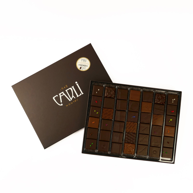 Coffret 42 bonbons de chocolat - Chocolaterie & Pâtisserie à Nantes
