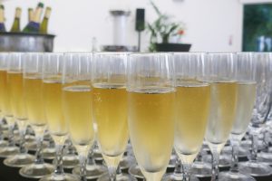 champagne et fête d'anniversaire au petit plessis à nantes